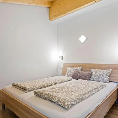 Apartment High-quality Holiday In Muhlbach, Near The Ski Lift *